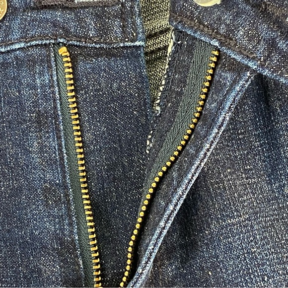 Levi's San Francisco Blue Denim Demi Curve Classic Bermuda Women Shorts S14/32 - Picture 7 of 10